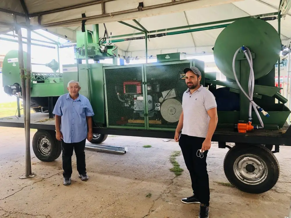 Feira de inovação e tecnologia agropecuária.