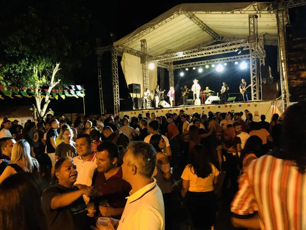 Show nos festejos do bairro Codó 