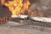Acidente entre carreta e caminhão na BR-262, em Betim — Foto: Reprodução/TV Globo (Foto: G1)